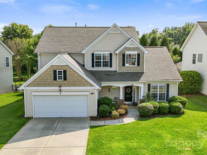 12312 Mcallister Park Drive, Charlotte, NC 28277.  MLS# CAR4267580, YatesRealty ID 20065. 