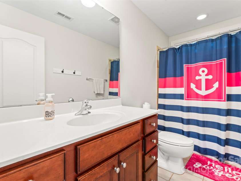 4858 Sagittarius Circle, Denver, NC 28037.  MLS# CAR4234579, YatesRealty ID 20066. Secondary Bath