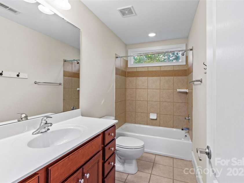4858 Sagittarius Circle, Denver, NC 28037.  MLS# CAR4280048, YatesRealty ID 20066. 