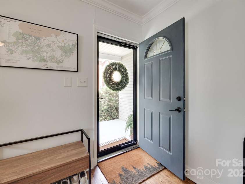 203 Lincoln Street, Belmont, NC 28012.  MLS# CAR4264211, YatesRealty ID 20067. 