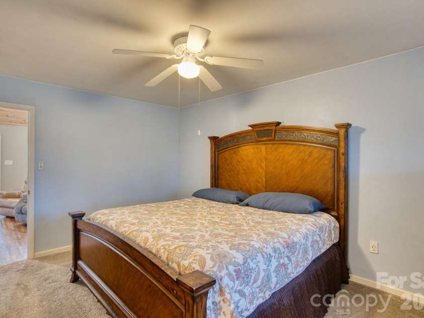 46 Wahuhu Court, Brevard, NC 28712.  MLS# CAR4368025, YatesRealty ID 20067. 