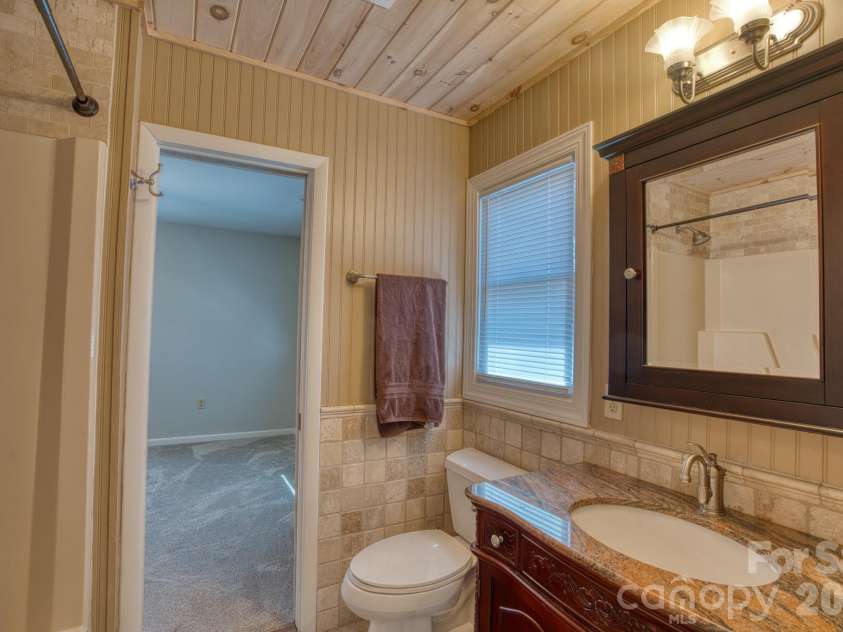46 Wahuhu Court, Brevard, NC 28712.  MLS# CAR4368025, YatesRealty ID 20067. 