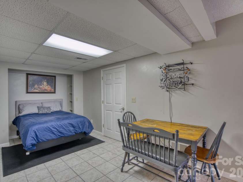 46 Wahuhu Court, Brevard, NC 28712.  MLS# CAR4368025, YatesRealty ID 20067. 