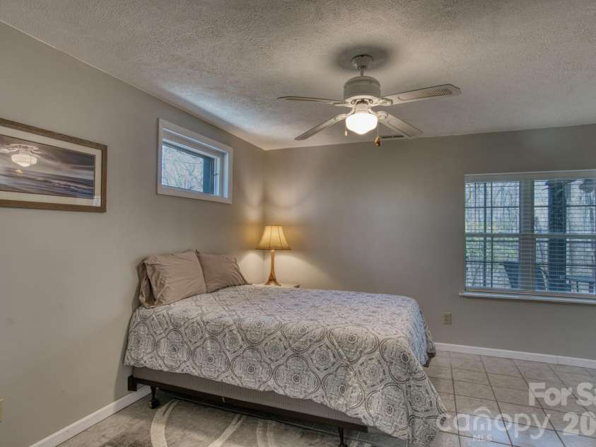 46 Wahuhu Court, Brevard, NC 28712.  MLS# CAR4368025, YatesRealty ID 20067. 