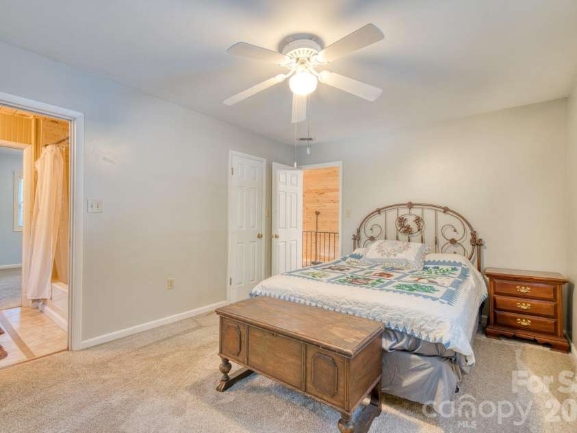 46 Wahuhu Court, Brevard, NC 28712.  MLS# CAR4368025, YatesRealty ID 20067. 