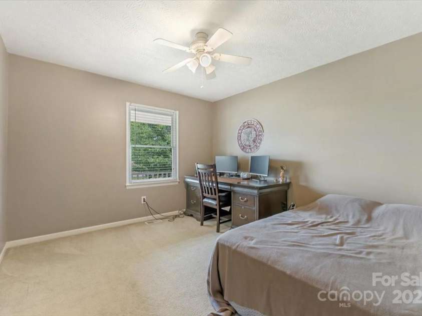 195 Antler Drive, Statesville, NC 28625.  MLS# CAR4255134, YatesRealty ID 20068. 2nd bedroom not virtually staged