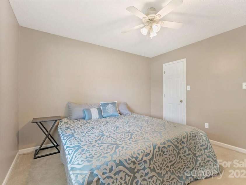 195 Antler Drive, Statesville, NC 28625.  MLS# CAR4255134, YatesRealty ID 20068. 3rd bedroom