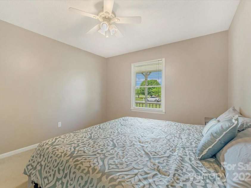 195 Antler Drive, Statesville, NC 28625.  MLS# CAR4255134, YatesRealty ID 20068. 3rd bedroom