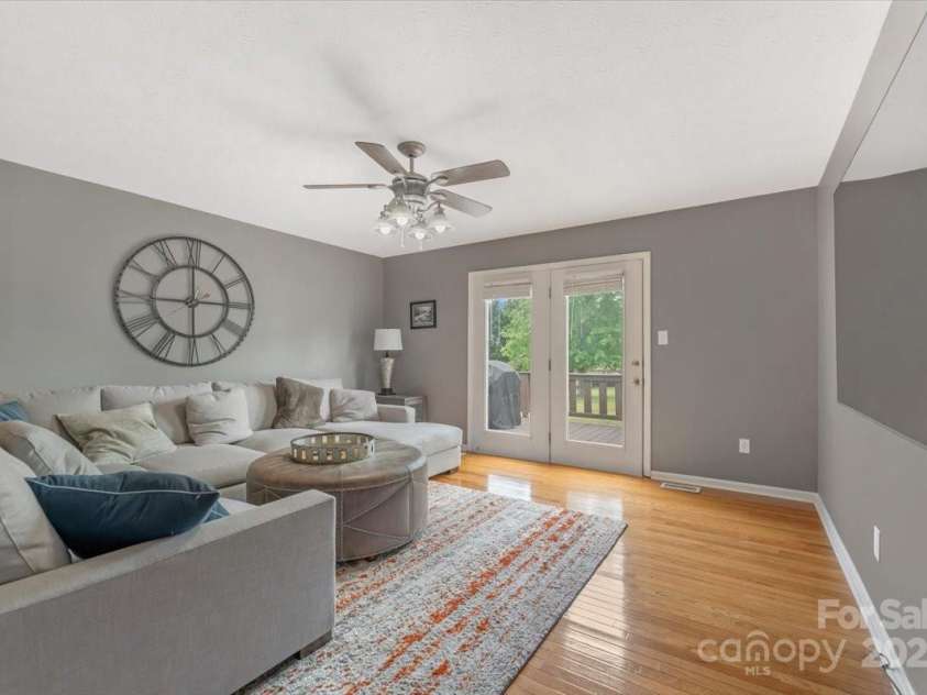 195 Antler Drive, Statesville, NC 28625.  MLS# CAR4255134, YatesRealty ID 20068. 