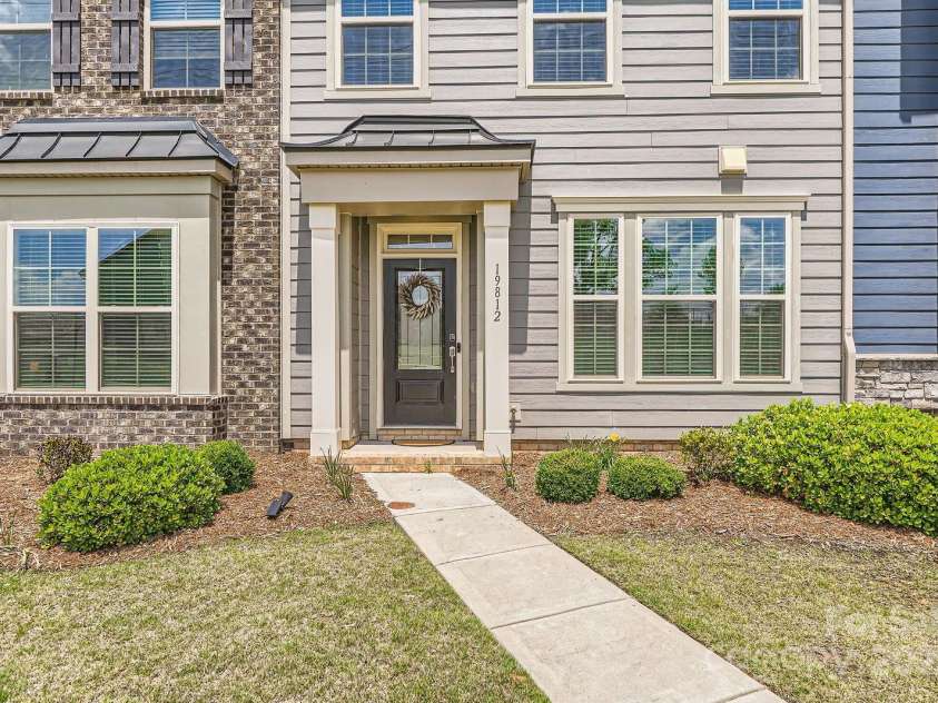 19812 Elise Caroline Alley, Davidson, NC 28036.  MLS# CAR4259405, YatesRealty ID 20069. 