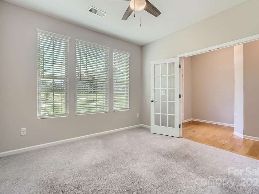 19812 Elise Caroline Alley, Davidson, NC 28036.  MLS# CAR4259405, YatesRealty ID 20069. Office/flex space with doors for privacy