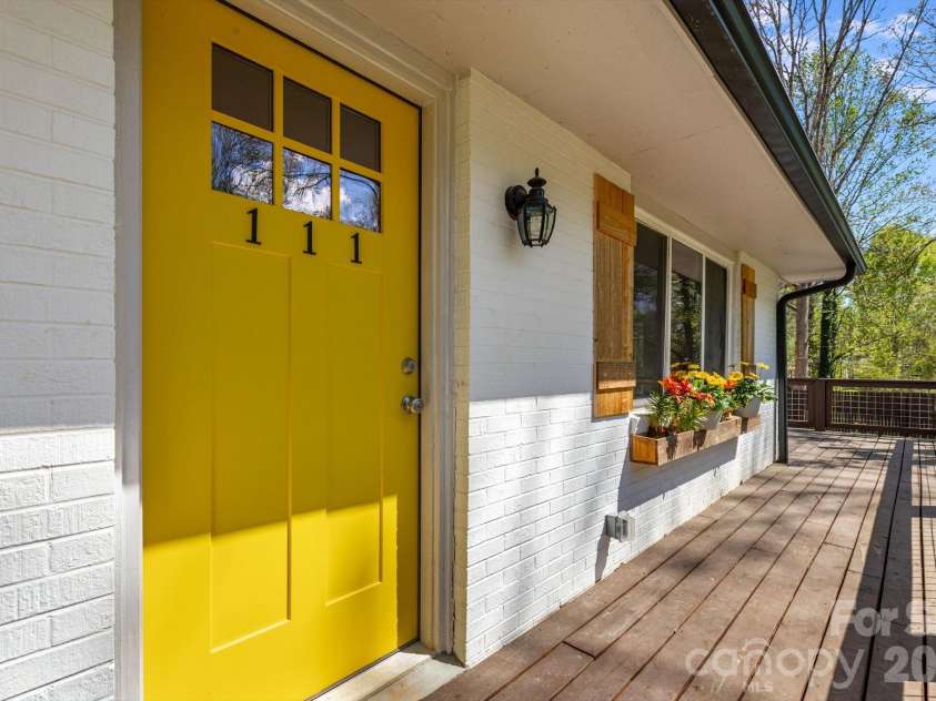 111 Sunset Hill Drive, Etowah, NC 28729.  MLS# CAR4371450, YatesRealty ID 20071. 
