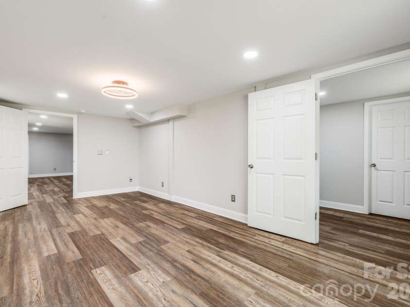 111 Sunset Hill Drive, Etowah, NC 28729.  MLS# CAR4371450, YatesRealty ID 20071. 