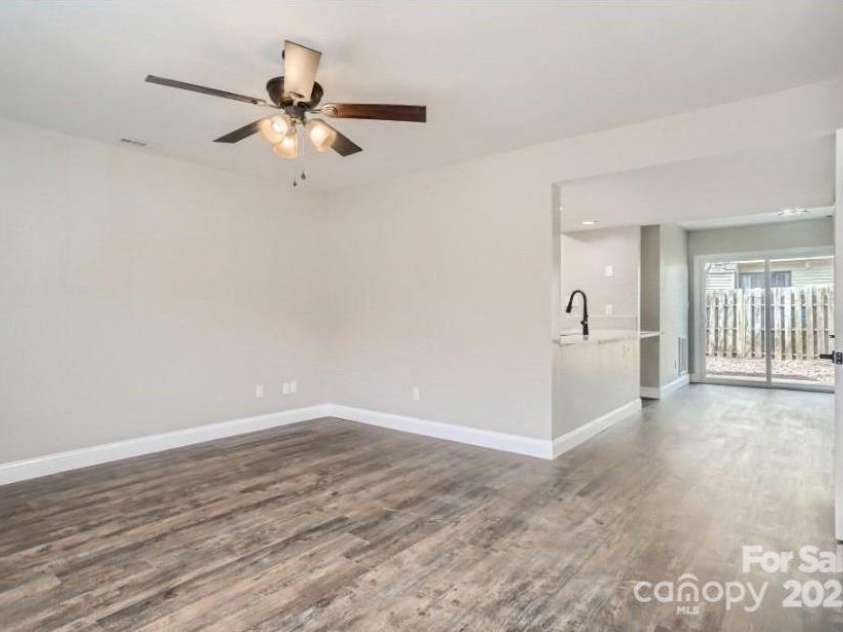 2335 Brookview Court, Rock Hill, SC 29732.  MLS# CAR4244568, YatesRealty ID 20071. 