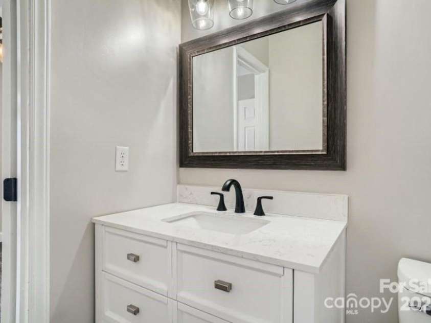 2335 Brookview Court, Rock Hill, SC 29732.  MLS# CAR4244568, YatesRealty ID 20071. 