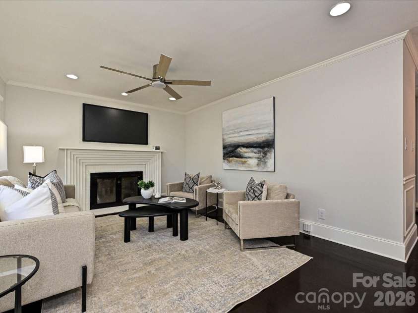 1913 Optimist Lane, Charlotte, NC 28205.  MLS# CAR4365114, YatesRealty ID 20072. 