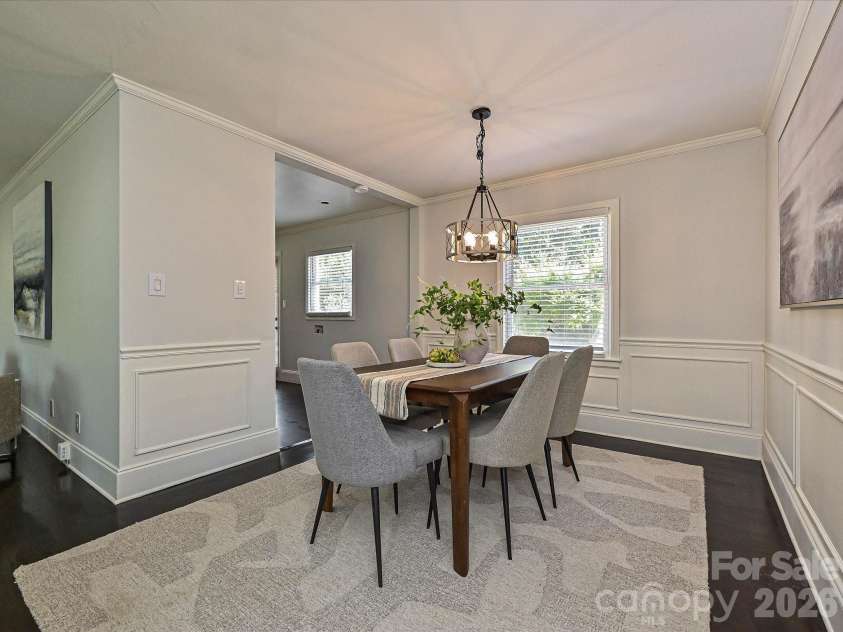 1913 Optimist Lane, Charlotte, NC 28205.  MLS# CAR4365114, YatesRealty ID 20072. 