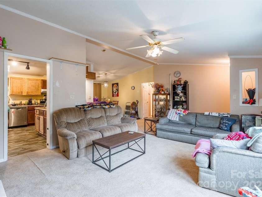 4373 Wentz Road, Maiden, NC 28650.  MLS# CAR4267577, YatesRealty ID 20072. 