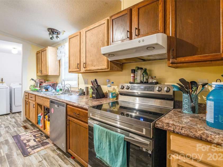 4373 Wentz Road, Maiden, NC 28650.  MLS# CAR4267577, YatesRealty ID 20072. 