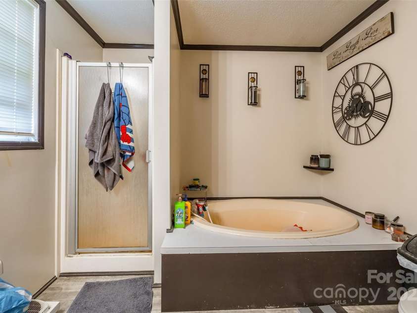 4373 Wentz Road, Maiden, NC 28650.  MLS# CAR4267577, YatesRealty ID 20072. 