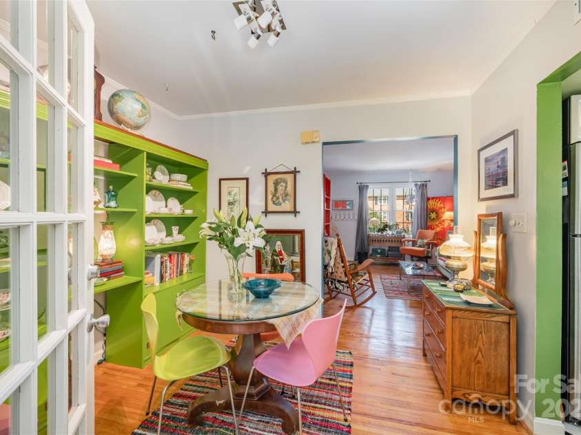 912 McAlway Road, Charlotte, NC 28211.  MLS# CAR4231344, YatesRealty ID 20073. 