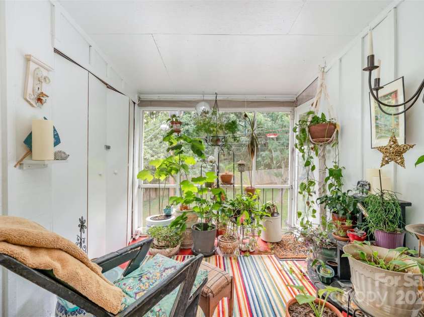 912 McAlway Road, Charlotte, NC 28211.  MLS# CAR4231344, YatesRealty ID 20073. 