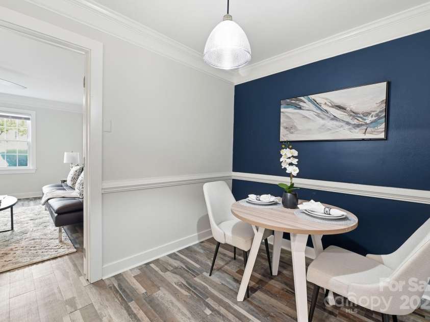 912 Mcalway Road, Charlotte, NC 28211.  MLS# CAR4322289, YatesRealty ID 20073. 