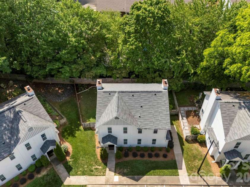 1511 Briar Creek Road, Charlotte, NC 28205.  MLS# CAR4419012, YatesRealty ID 20075. 