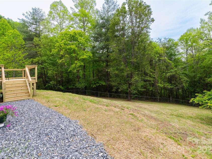 71 Austin Drive, Marshall, NC 28753.  MLS# CAR4254710, YatesRealty ID 20078. 