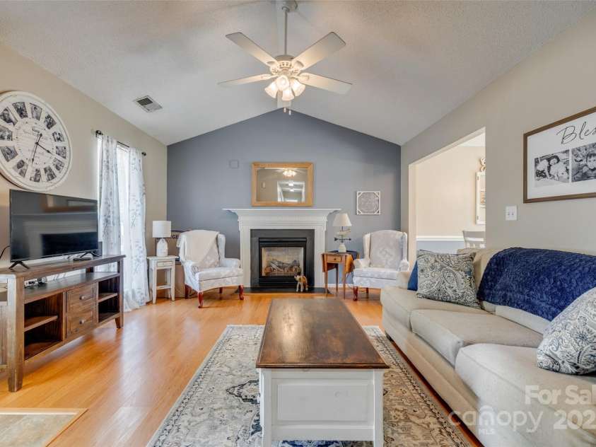 1252 Spring View Court, Rock Hill, SC 29732.  MLS# CAR4247790, YatesRealty ID 20079. 