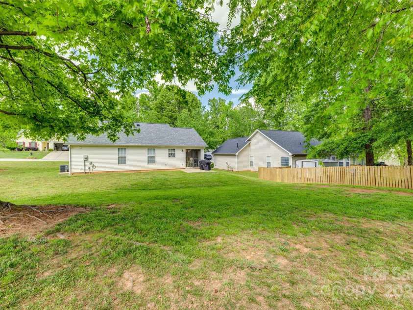 1252 Spring View Court, Rock Hill, SC 29732.  MLS# CAR4247790, YatesRealty ID 20079. 