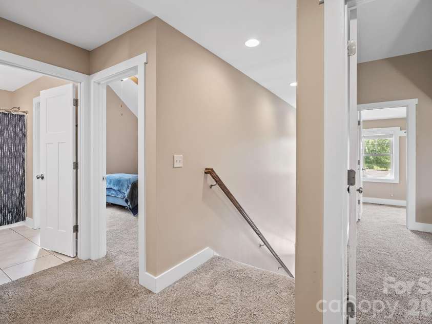 20 Greenwood Fields Drive, Asheville, NC 28804.  MLS# CAR4376641, YatesRealty ID 20079. 