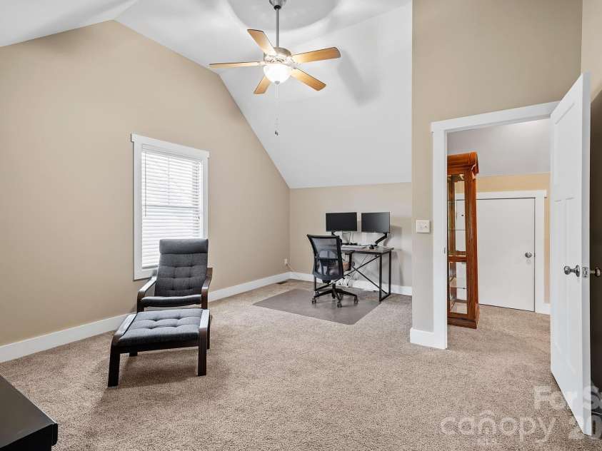20 Greenwood Fields Drive, Asheville, NC 28804.  MLS# CAR4376641, YatesRealty ID 20079. 