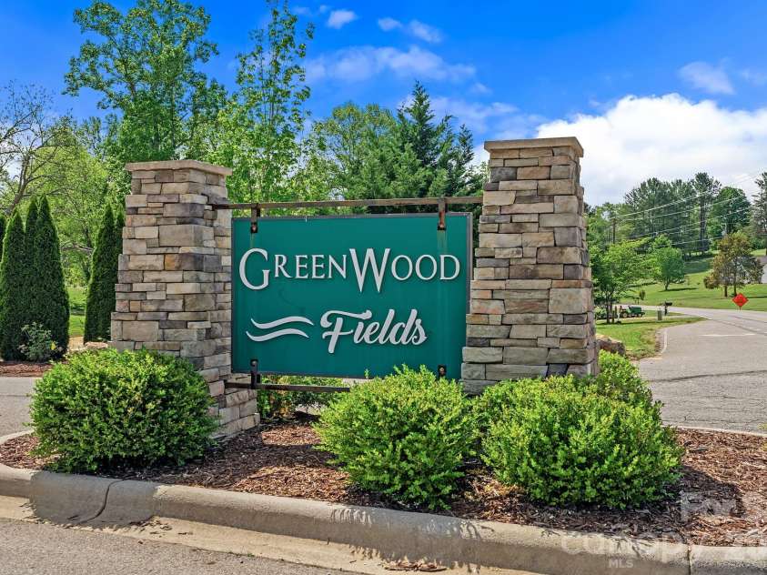 20 Greenwood Fields Drive, Asheville, NC 28804.  MLS# CAR4376641, YatesRealty ID 20079. 