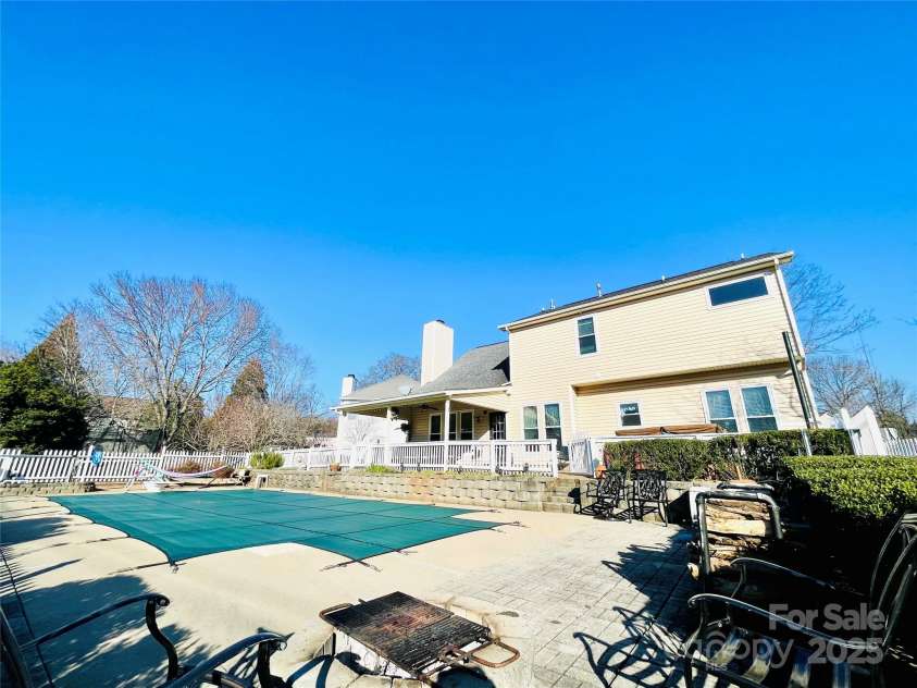 11307 Celandine Court, Charlotte, NC 28213.  MLS# CAR4225497, YatesRealty ID 2008. 