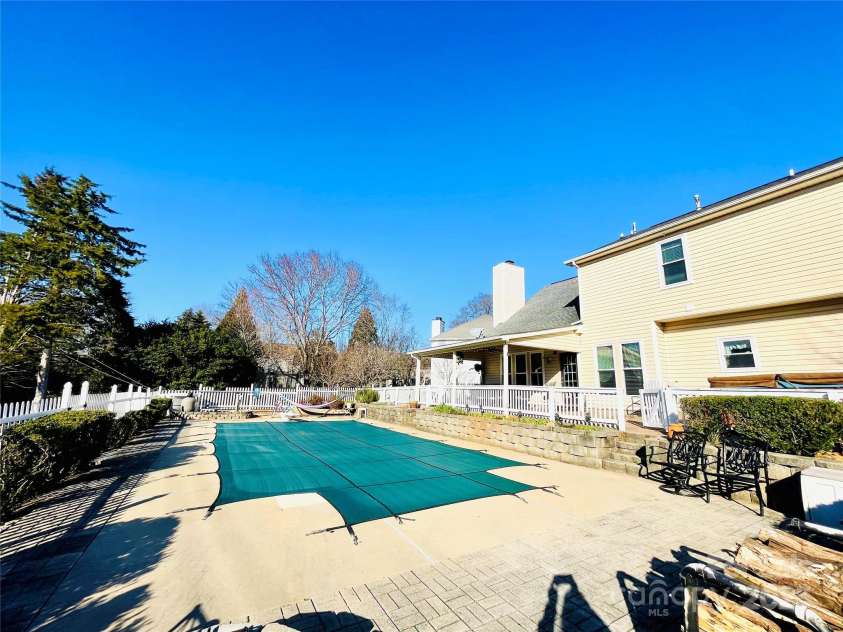 11307 Celandine Court, Charlotte, NC 28213.  MLS# CAR4225497, YatesRealty ID 2008. 