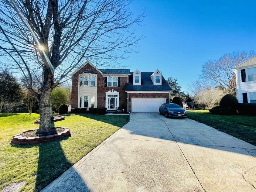11307 Celandine Court, Charlotte, NC 28213.  MLS# CAR4225497, YatesRealty ID 2008. 