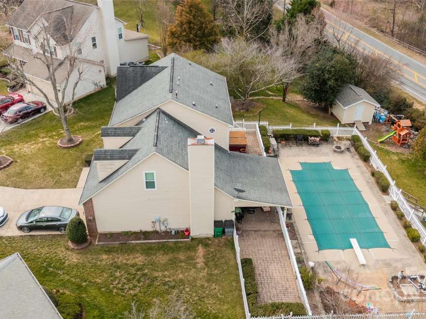 11307 Celandine Court, Charlotte, NC 28213.  MLS# CAR4225497, YatesRealty ID 2008. 