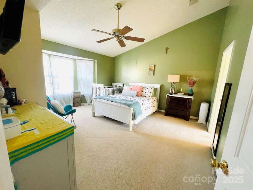 11307 Celandine Court, Charlotte, NC 28213.  MLS# CAR4225497, YatesRealty ID 2008. 