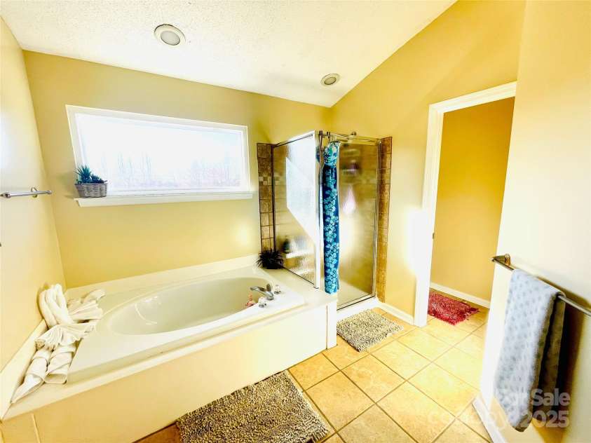 11307 Celandine Court, Charlotte, NC 28213.  MLS# CAR4225497, YatesRealty ID 2008. 