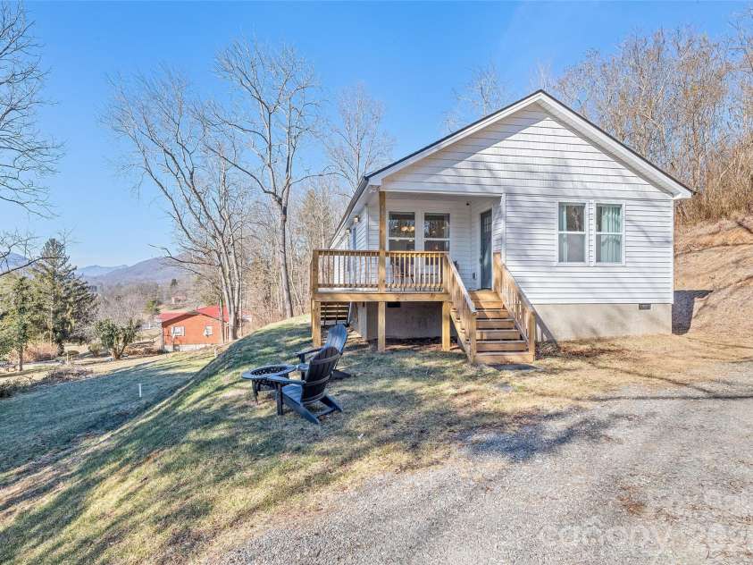 687 Holtzclaw Road, Canton, NC 28716.  MLS# CAR4315869, YatesRealty ID 2008. Cozy Fire Pit