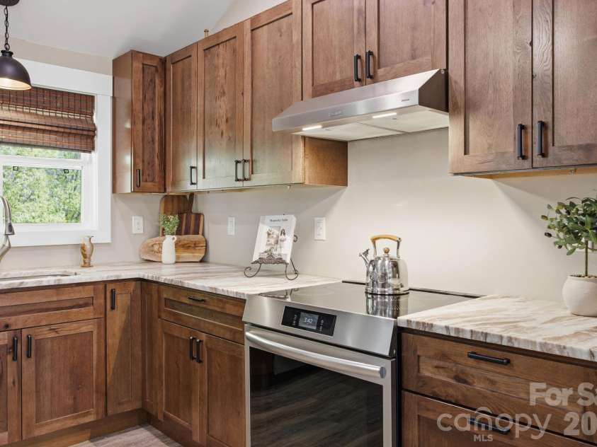 8186 NC 183 Highway, Linville Falls, NC 28657.  MLS# CAR4375147, YatesRealty ID 20080. 