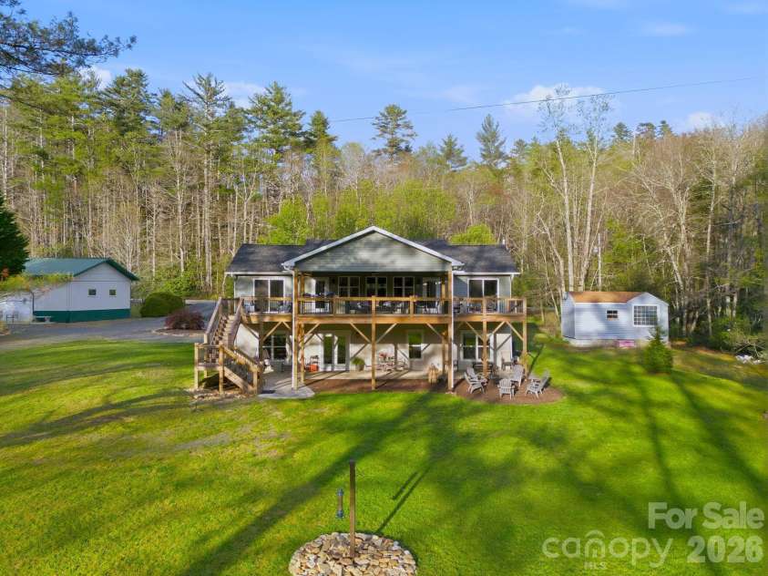 8186 NC 183 Highway, Linville Falls, NC 28657.  MLS# CAR4375147, YatesRealty ID 20080. 