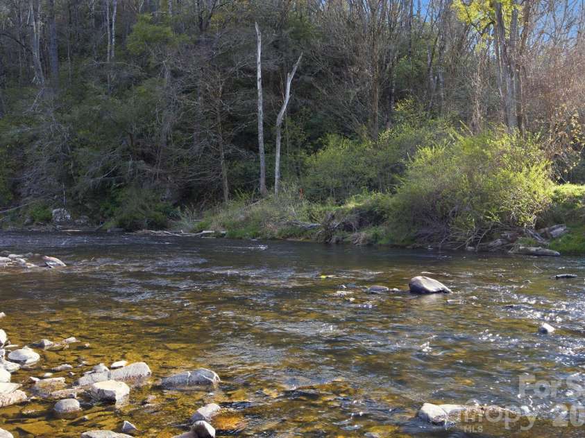 8186 NC 183 Highway, Linville Falls, NC 28657.  MLS# CAR4375147, YatesRealty ID 20080. 