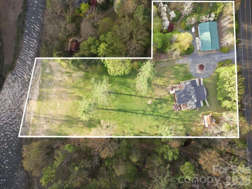 8186 NC 183 Highway, Linville Falls, NC 28657.  MLS# CAR4375147, YatesRealty ID 20080. 