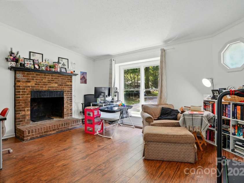 6718 Pueblo Lane, Charlotte, NC 28227.  MLS# CAR4265386, YatesRealty ID 20082. 