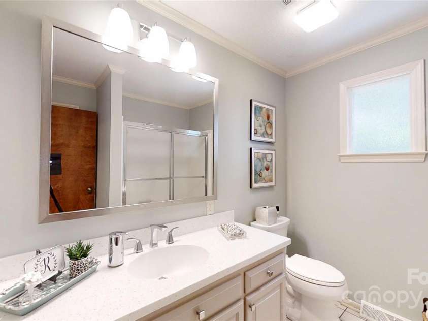 1695 Arden Drive, Lincolnton, NC 28092.  MLS# CAR4268342, YatesRealty ID 20085. 