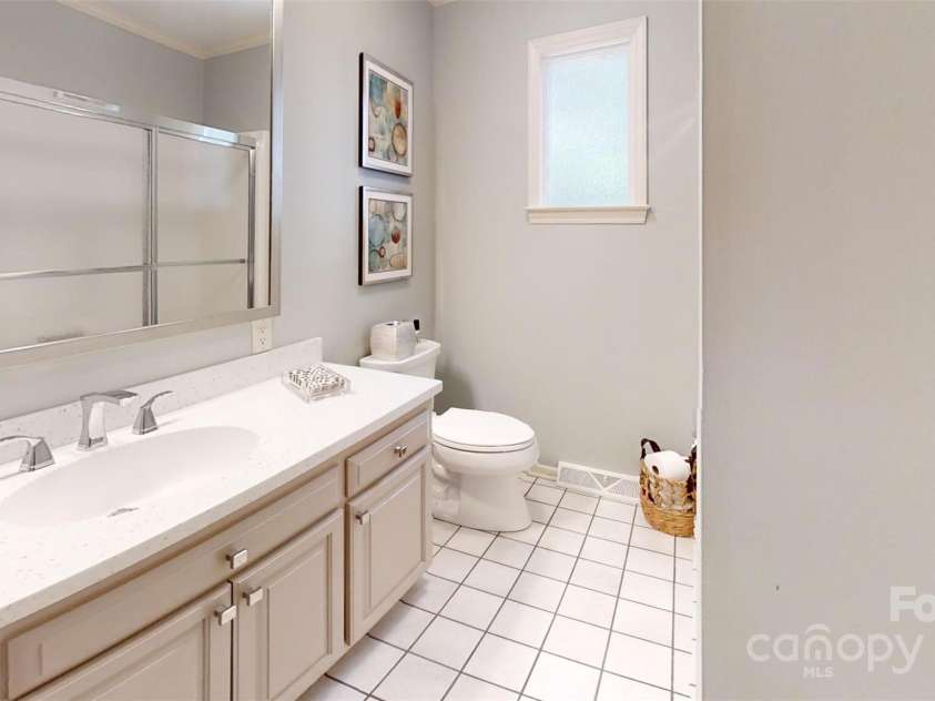 1695 Arden Drive, Lincolnton, NC 28092.  MLS# CAR4268342, YatesRealty ID 20085. 