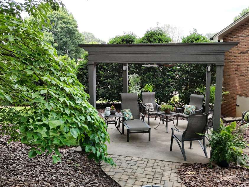 1695 Arden Drive, Lincolnton, NC 28092.  MLS# CAR4268342, YatesRealty ID 20085. 