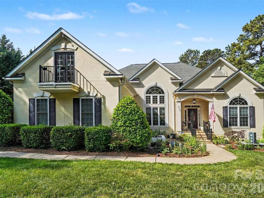 577 Normandy Road, Mooresville, NC 28117.  MLS# CAR4377906, YatesRealty ID 20085. 